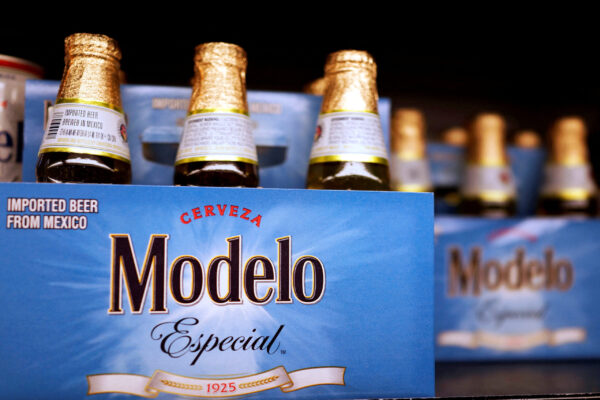 Modelo Especial Beer 250 ml Bottle & Can: